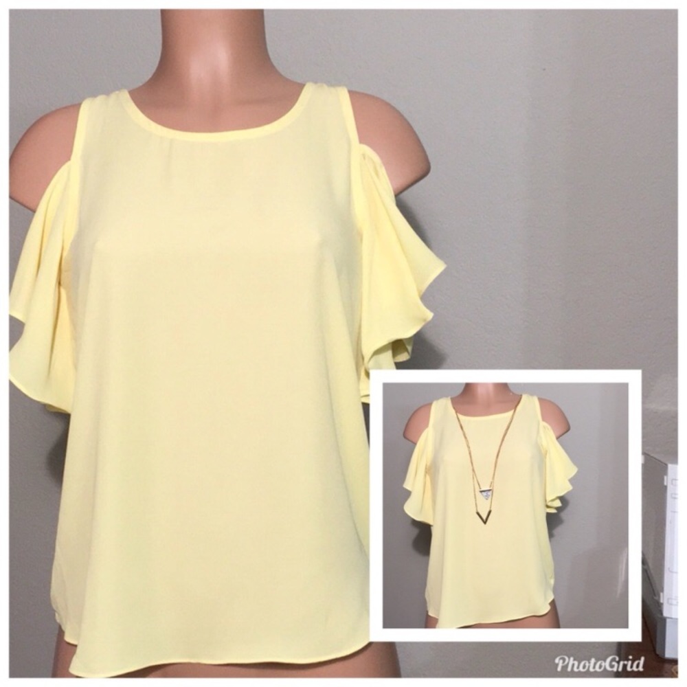 🚫SOLD🚫Pastel yellow cold shoulder blouse